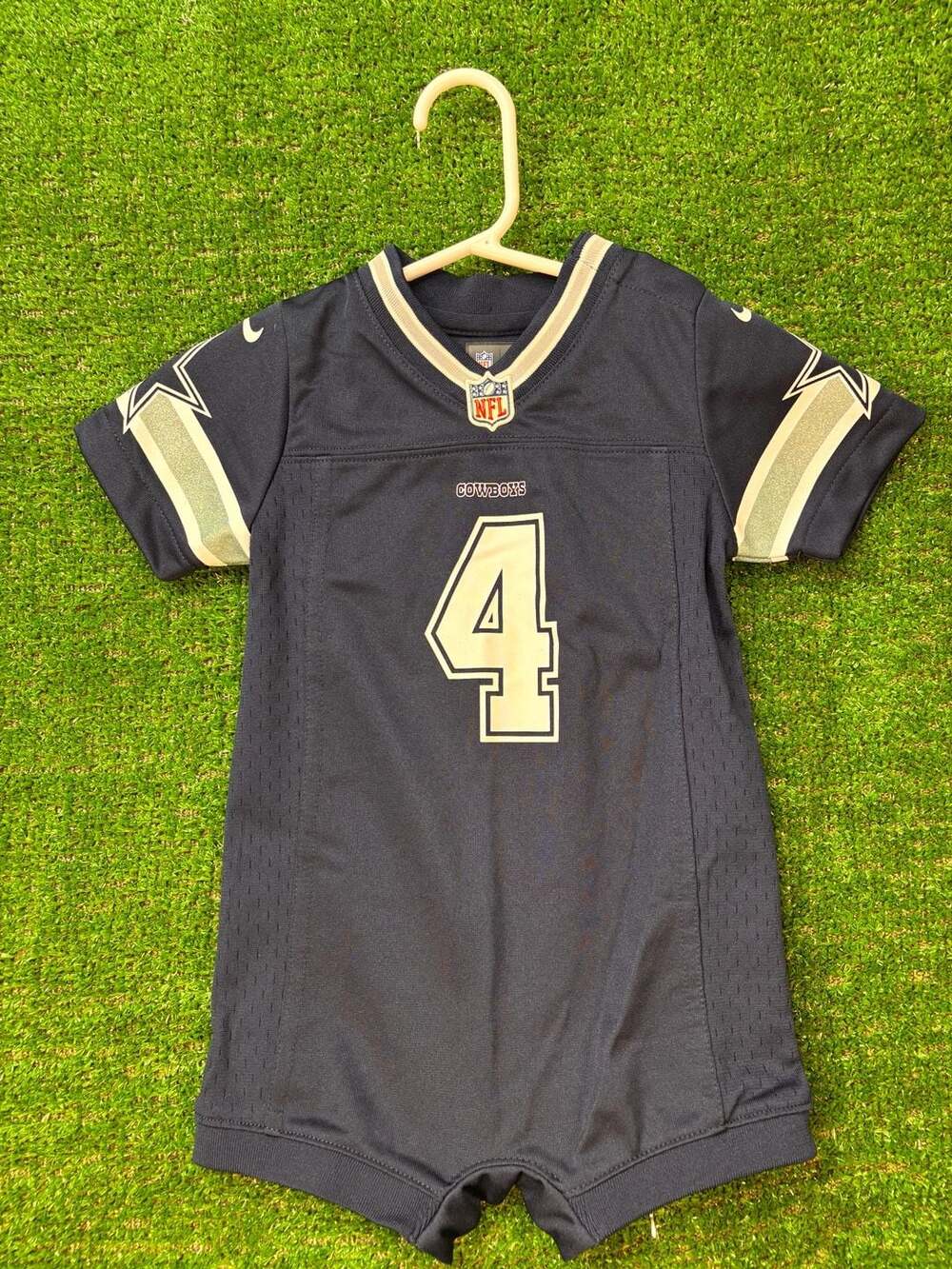 Nike Dallas Cowboys Dak Prescott 4 Baby Romper Size 6/9M
